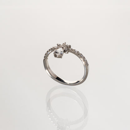 ペアシェイプダイヤモンド0.248ct メレダイヤモンド0.20ct Pt950 ウェーブリング