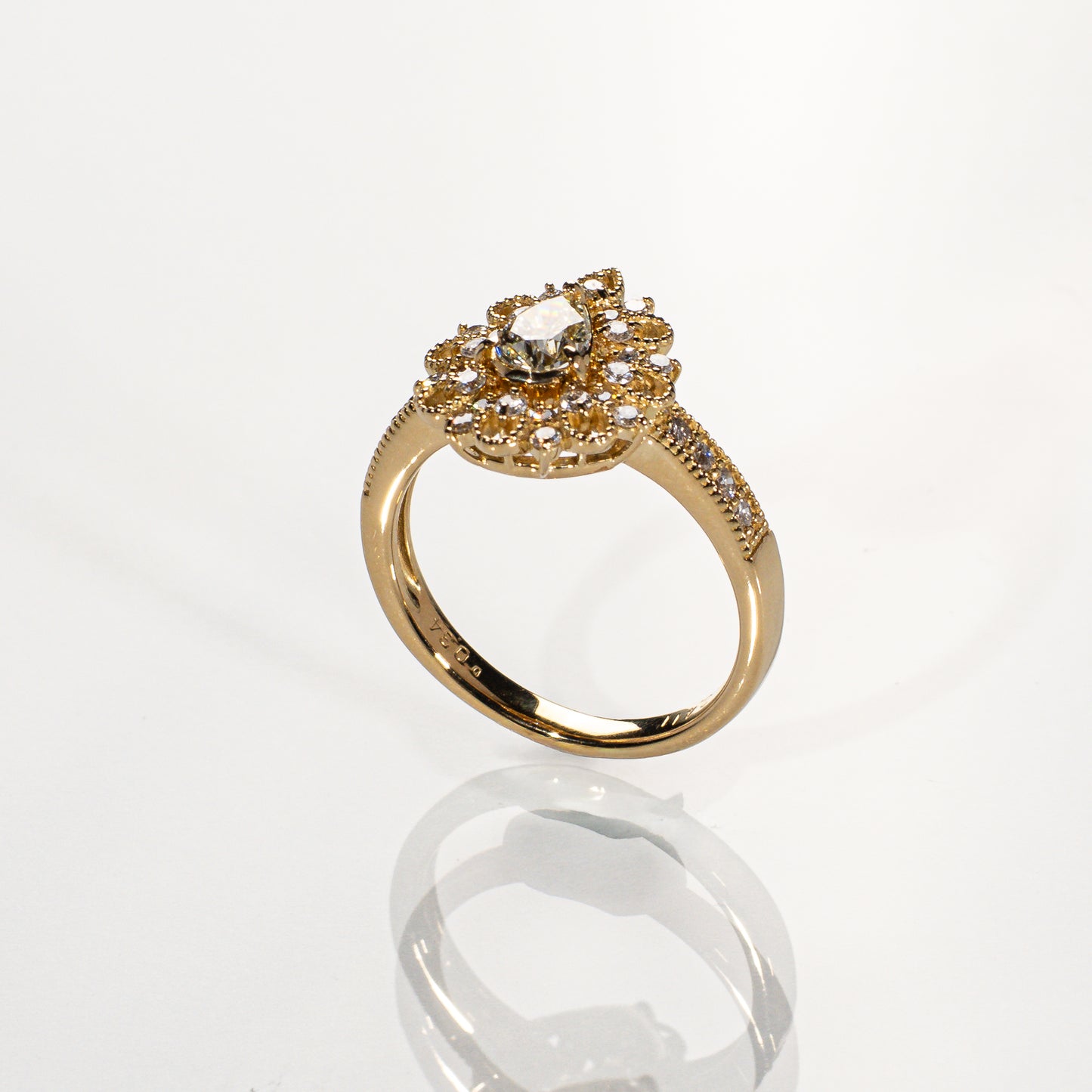 イエローダイヤモンド0.411ct メレダイヤモンド0.34ct K18 リング