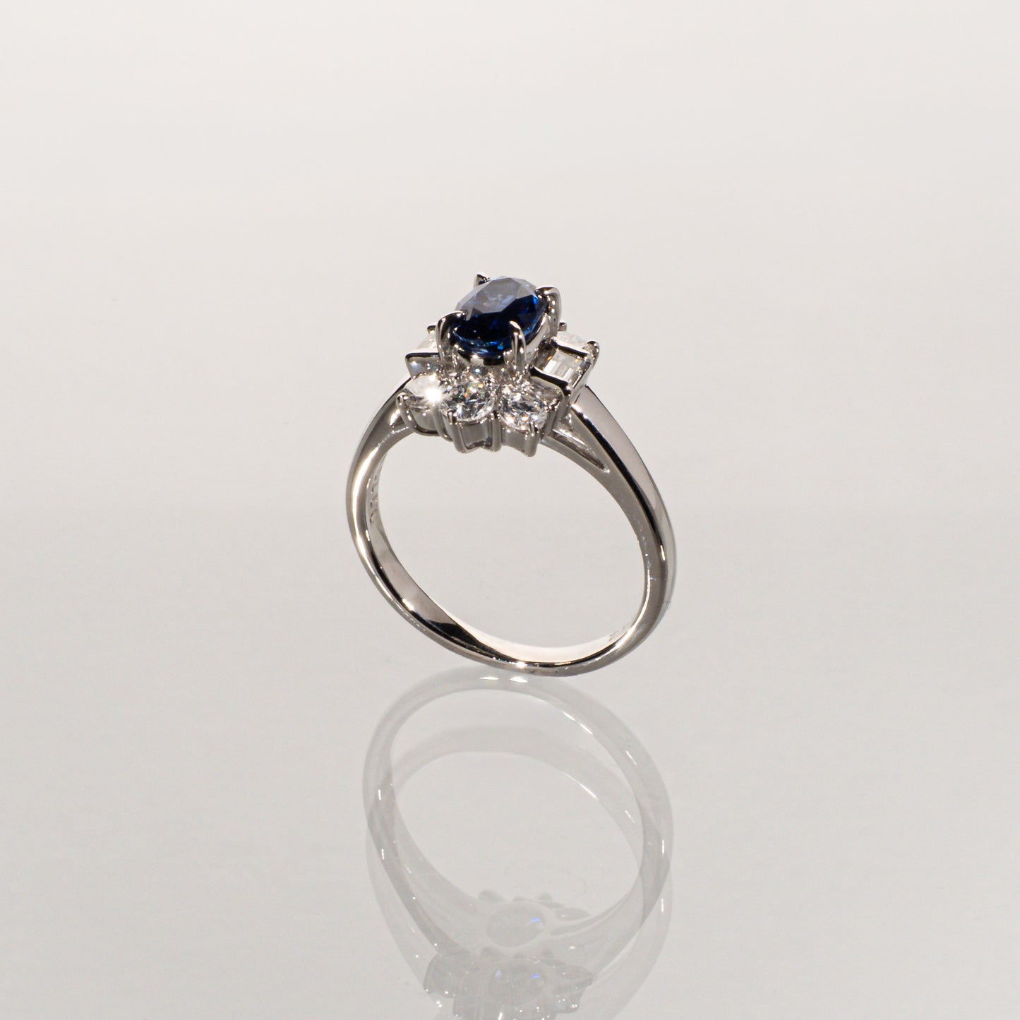 サファイア1.04ct ダイヤモンド0.70ct Pt900 リング