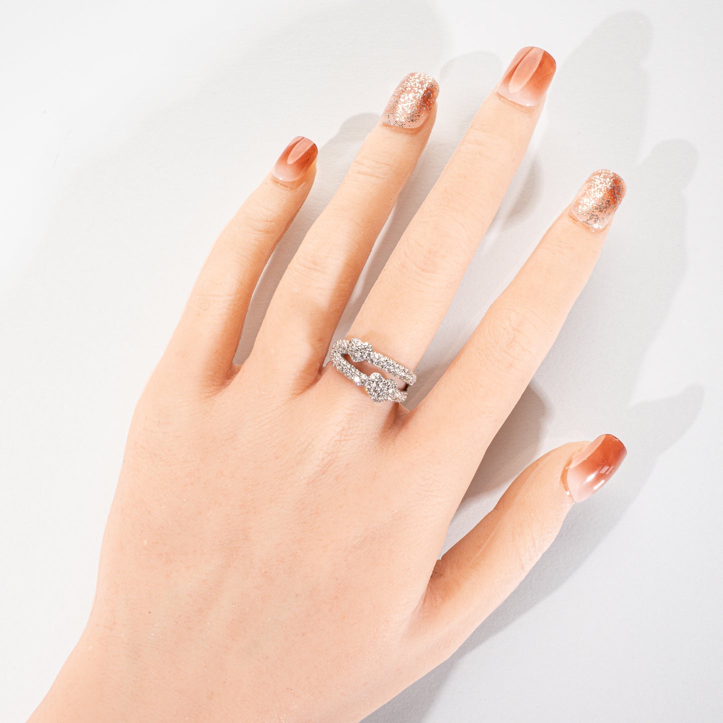 Ponte Vecchio ダイヤモンド0.90ct K18WG パヴェハートリング