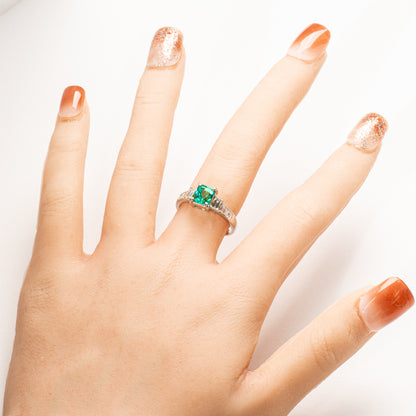 エメラルド1.17ct ダイヤモンド0.65ct Pt900 リング