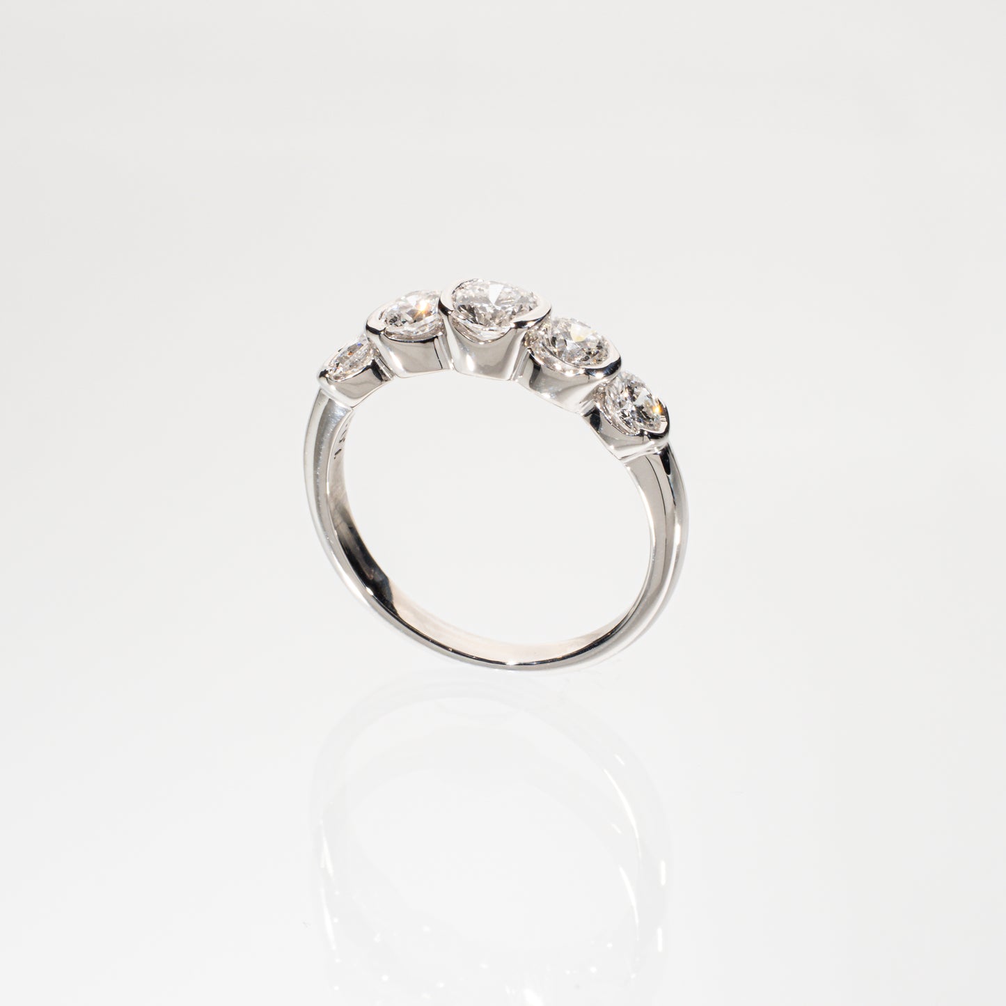 MONNICKENDAM ダイヤモンド1.03ct Pt900 リング