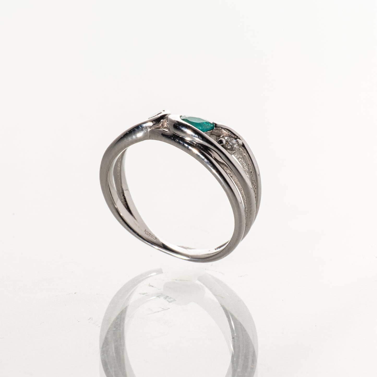 パライバトルマリン0.10ct ダイヤモンド0.15ct K18WG リング