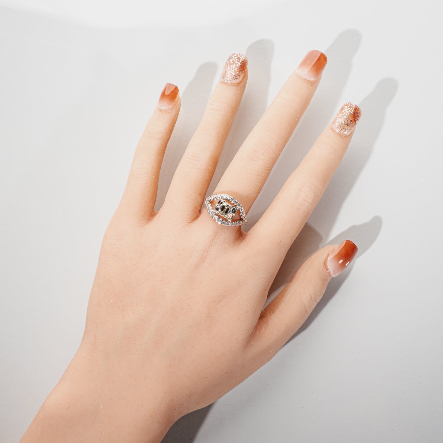 エメラルドカットダイヤモンド1.009ct メレダイヤモンド1.384ct Pt900 リング