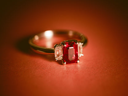 ビルマ産ピジョンブラッドルビー2.02ct ダイヤモンド0.29ct Pt900 リング